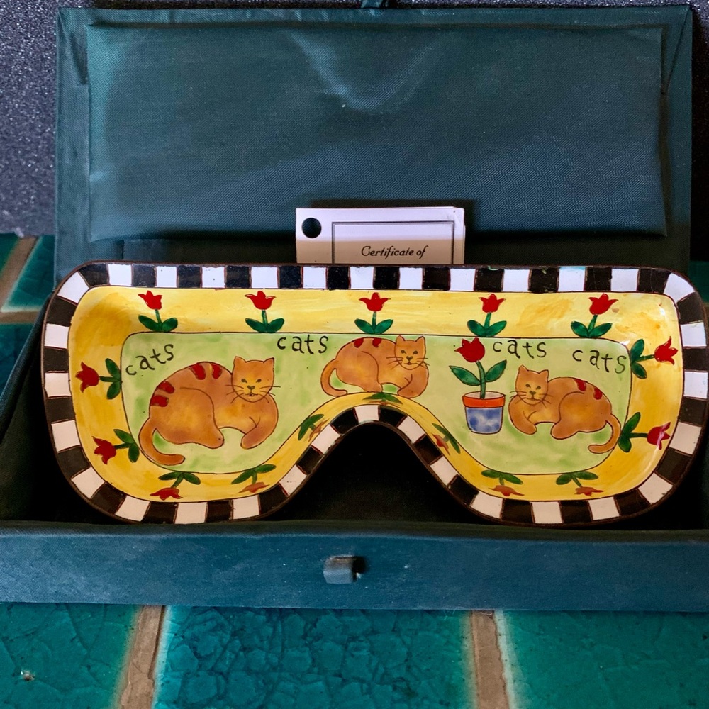 Kevin Chen Cats Eyeglass Holder Circa 1999